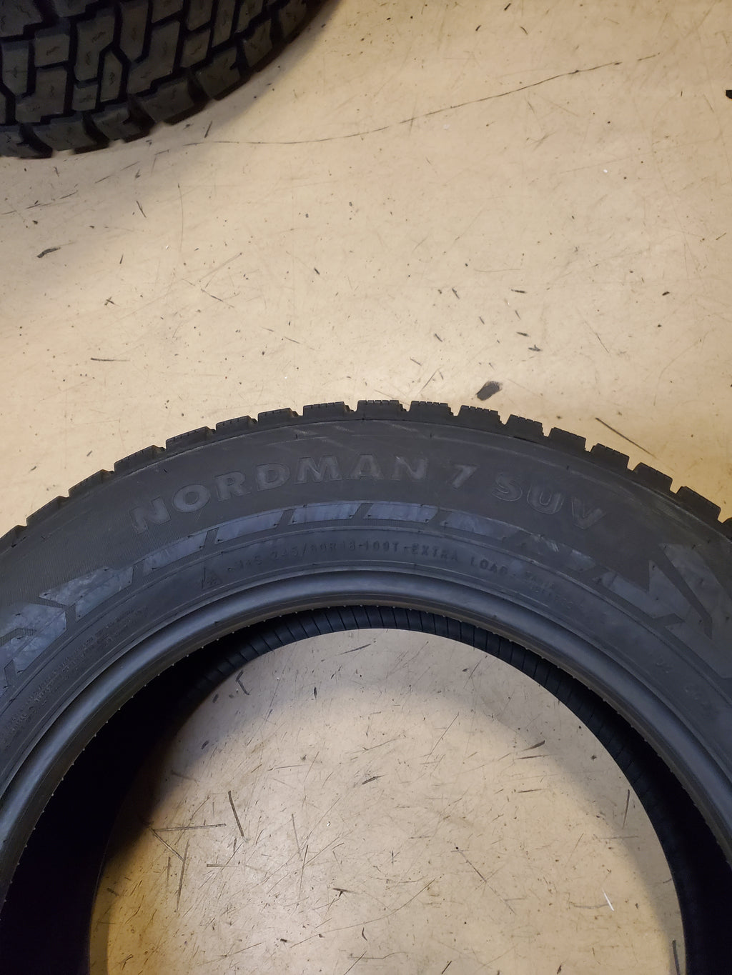 NOS NOKIAN NORDMAN 7 SUV BSW P 245 60 18 109T XL WINTER TIRE T430293
