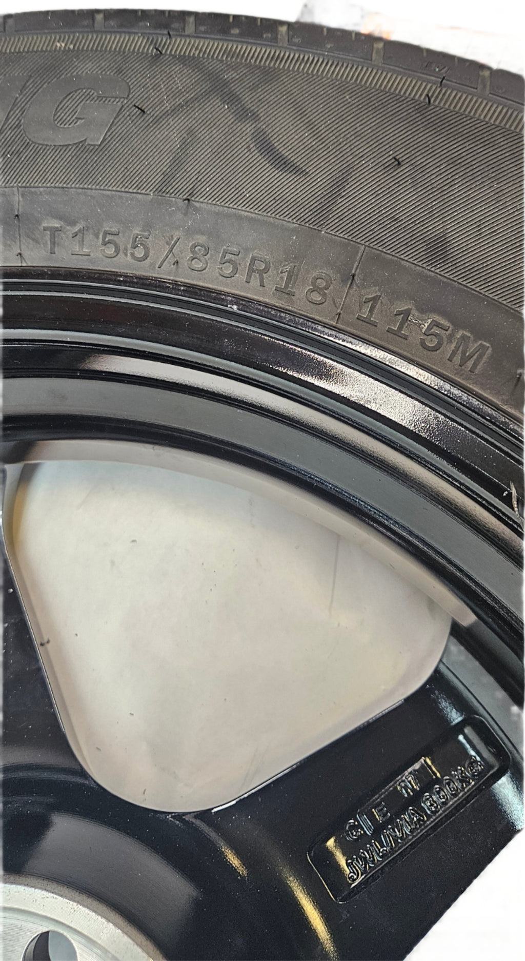 MODERN SPARE LINGLONG T010NB SPARE TIRE AND COMPLETE ACCESSORY KIT (POSSIBLY) FOR 2019-2025 BMW X4 (G02) OR 2020-2024 Ford Mach-E (Non GT) MODELS