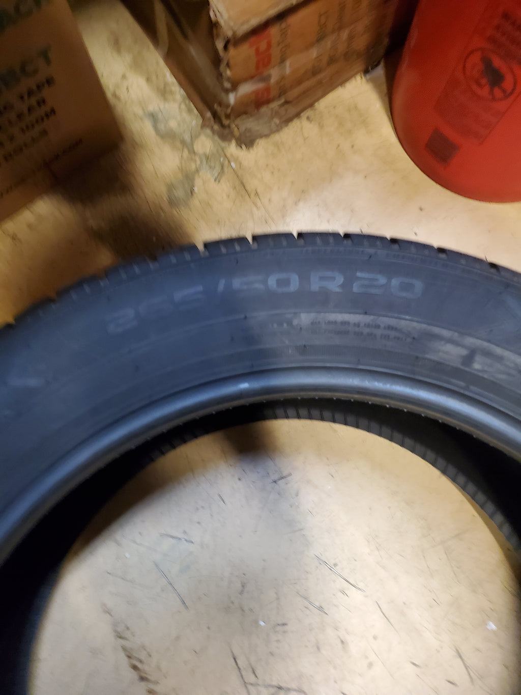 NOS NOKIAN ENTYRE C/S BSW P 265 50 20 107T ALL SEASON TIRE T430409
