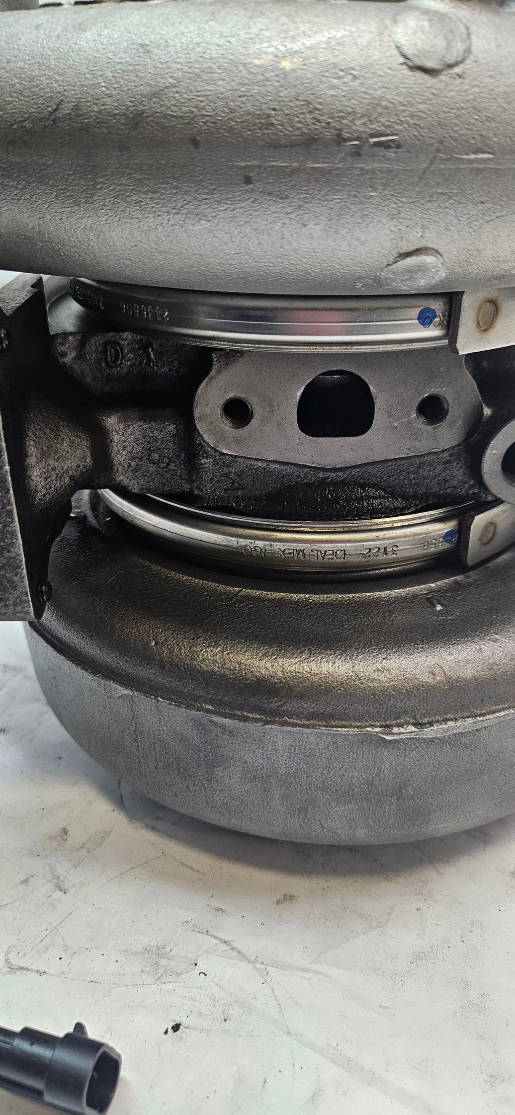 HOLSET HE300VG TURBOCHARGER CUMMINS 6.7L R8321378AA