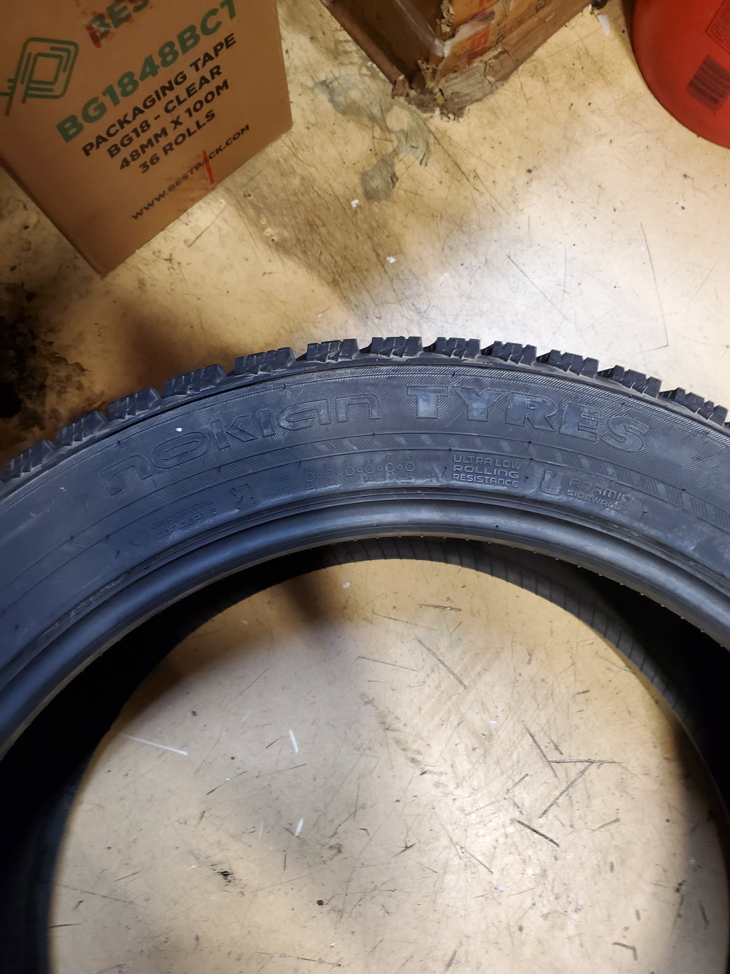 NOKIAN HAKKAPELIITTA R3 SUV BSW P 275 45 21 110T XL WINTER TIRE T430695
