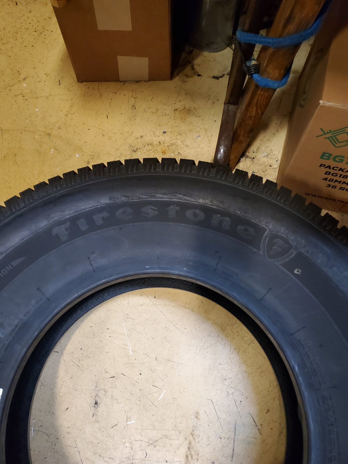 NOS FIRESTONE WINTERFORCE 2 UV BSW P 265 75 16 114S WINTER TIRE 003454