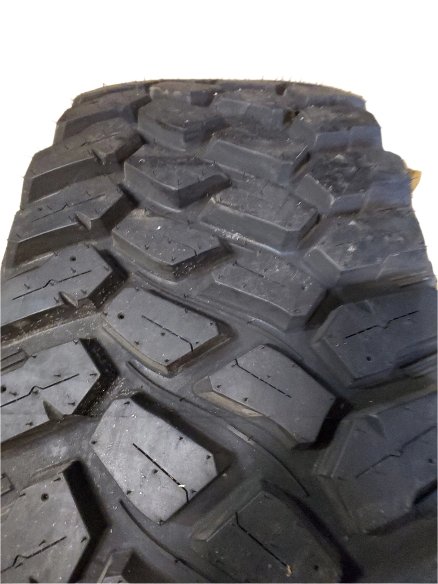 NOS FIRESTONE DESTINATION MT 2 BSW BSW LT 33 12.50 17 120Q 10PLY MUD TIRE 003815