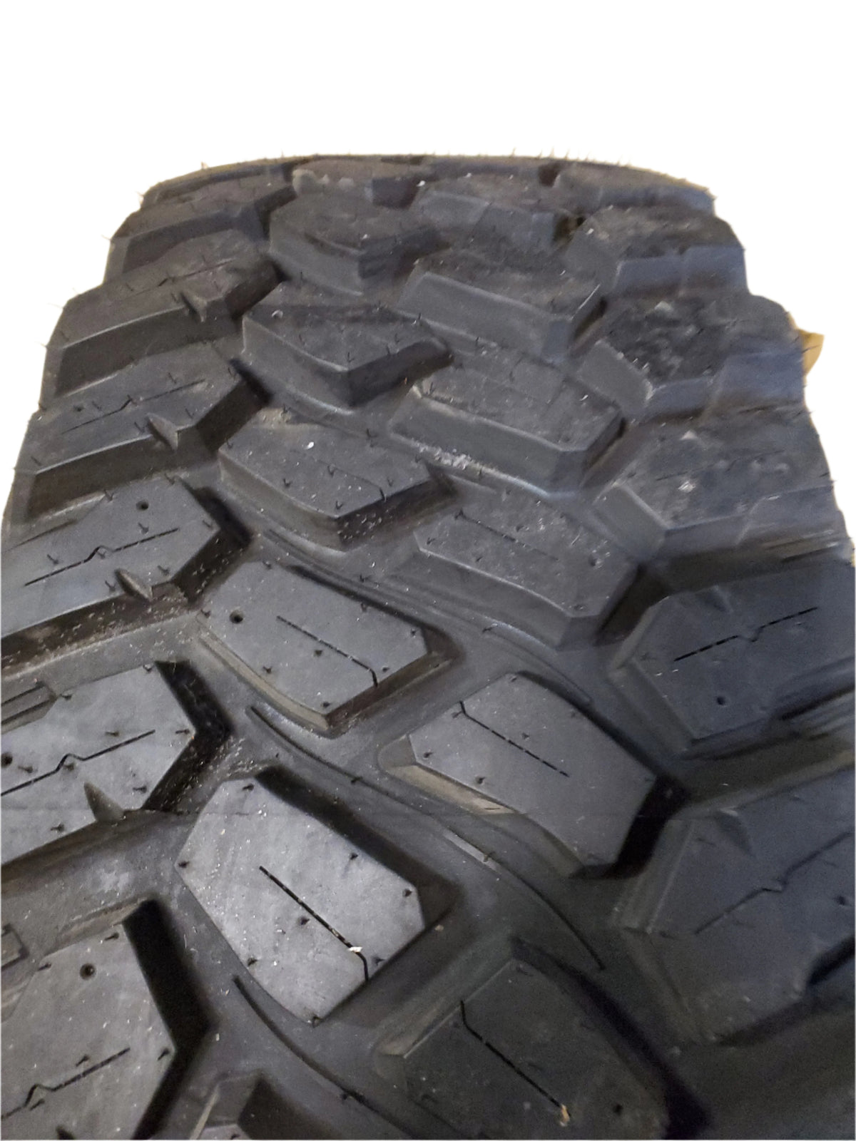 NOS FIRESTONE DESTINATION MT 2 BSW BSW LT 33 12.50 17 120Q 10PLY MUD TIRE 003815