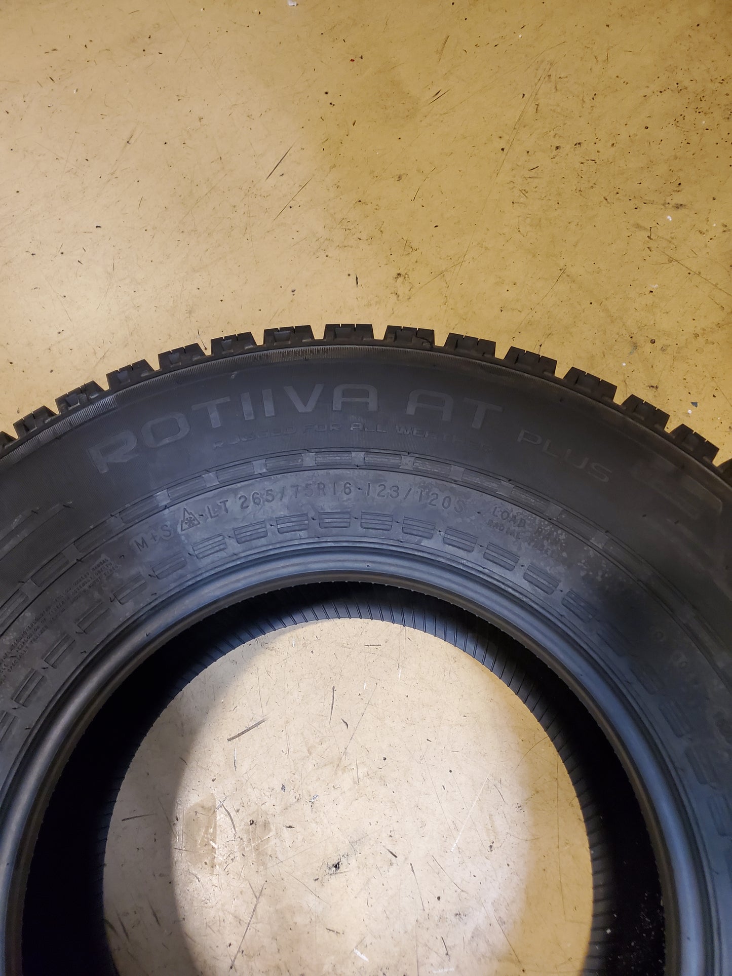 NOKIAN ROTIIVA AT PLUS BSW LT 265 75 16 123/120S 10PLY ALL TERRAIN TIRE T429390