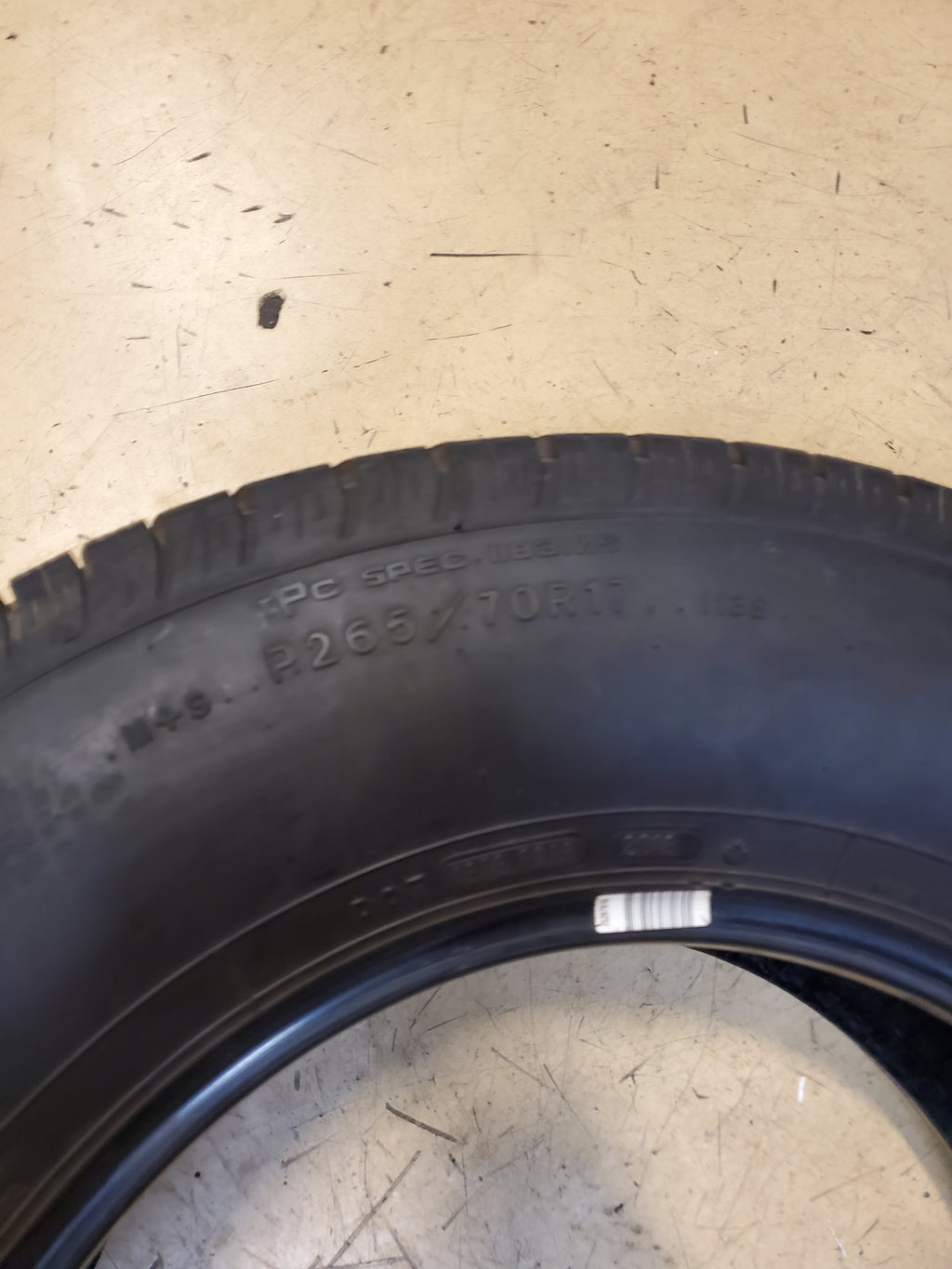 NOS GOODYEAR WRANGLER HP TPC SPEC P 265 70 17 113S ALL SEASON TIRE 403422171