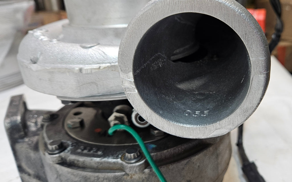 JOHN DEERE S300 TURBOCHARGER REMAN SE502346