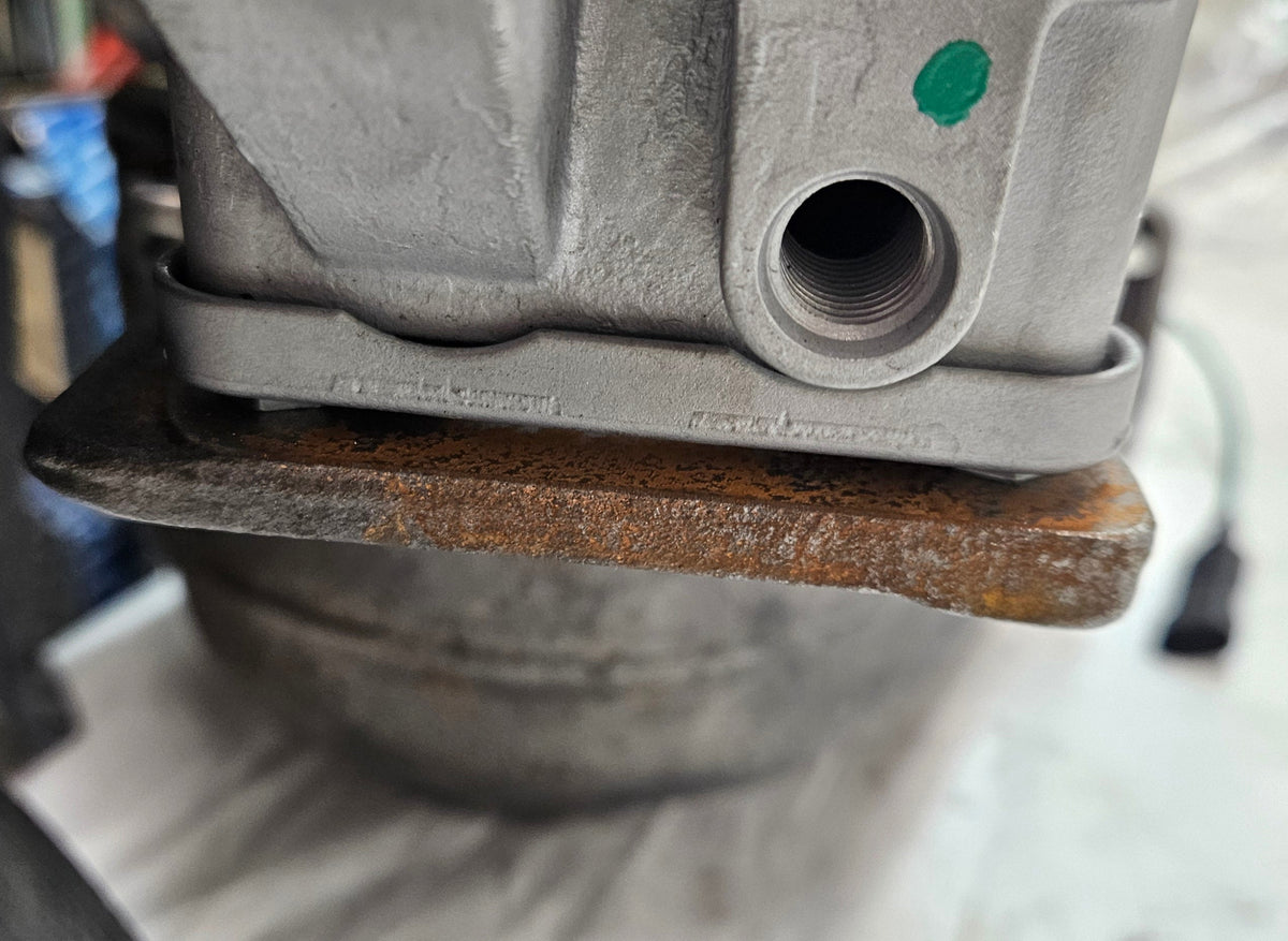 JOHN DEERE S300 TURBOCHARGER REMAN SE502346