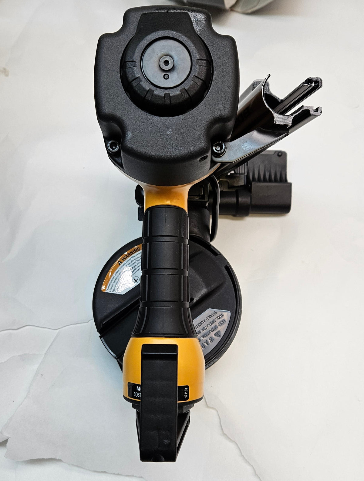 BOSTITCH N66BC-1 PNEUMATIC CAP NAILER, 300 MAGAZINE, 15 DEG COLLATION 1-1/4" TO 2-1/2" 70 - 120PSI