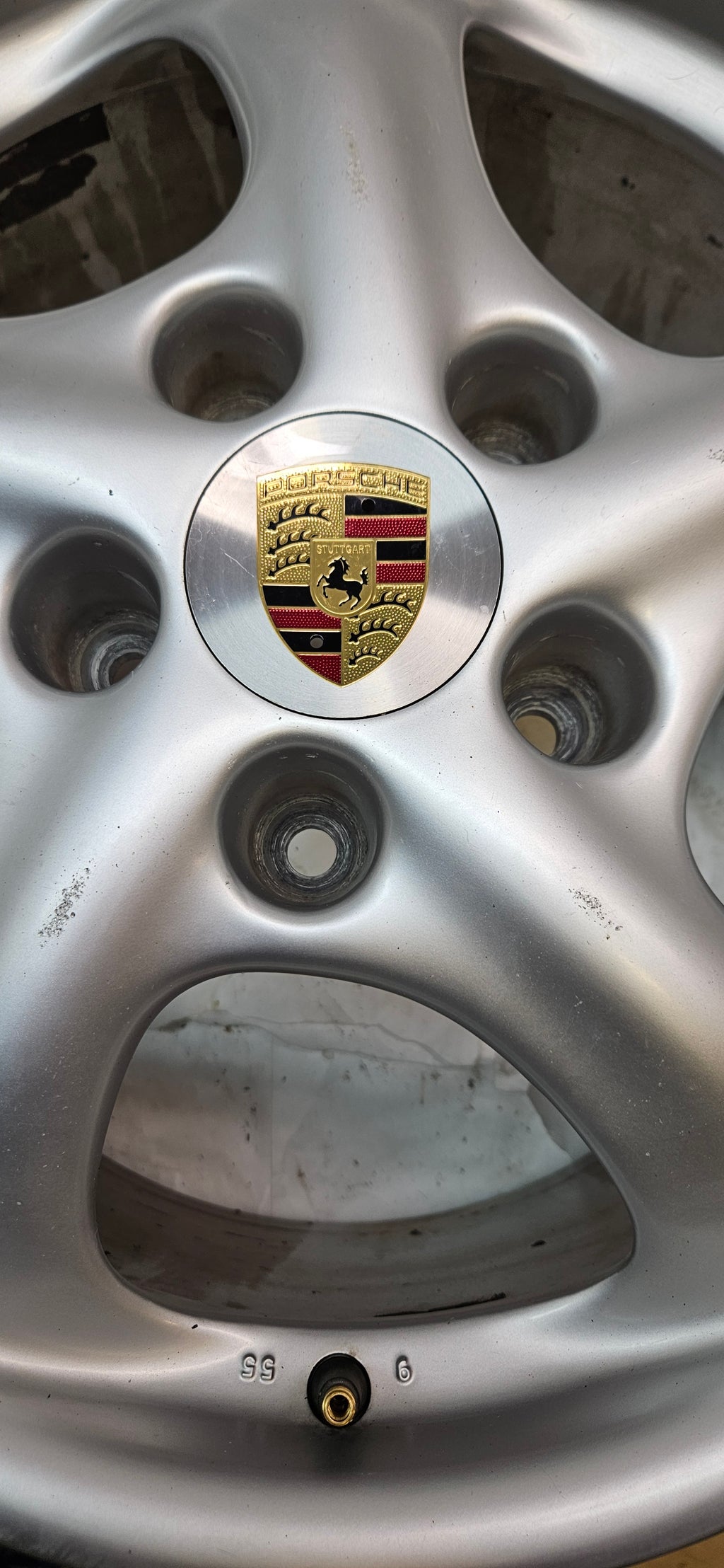 PORSCHE SET 99636212400 TWO FRONT WHEELS 7X17 ET 55 AND TWO REAR WHEELS 9X17 ET 55, FITS 911, BOXSTER 1997-2005