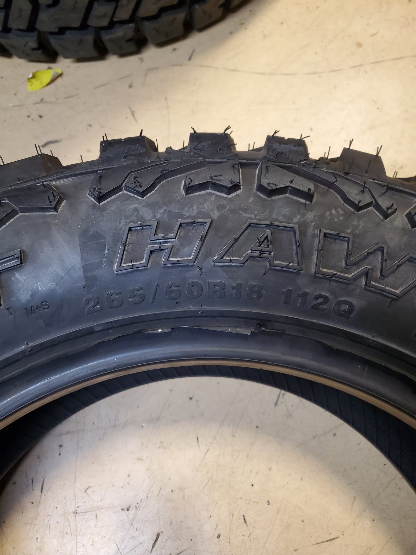 ACHILLES DESERT HAWK XMT BSW P 265 60 18 112Q MUD TIRE MAO266018