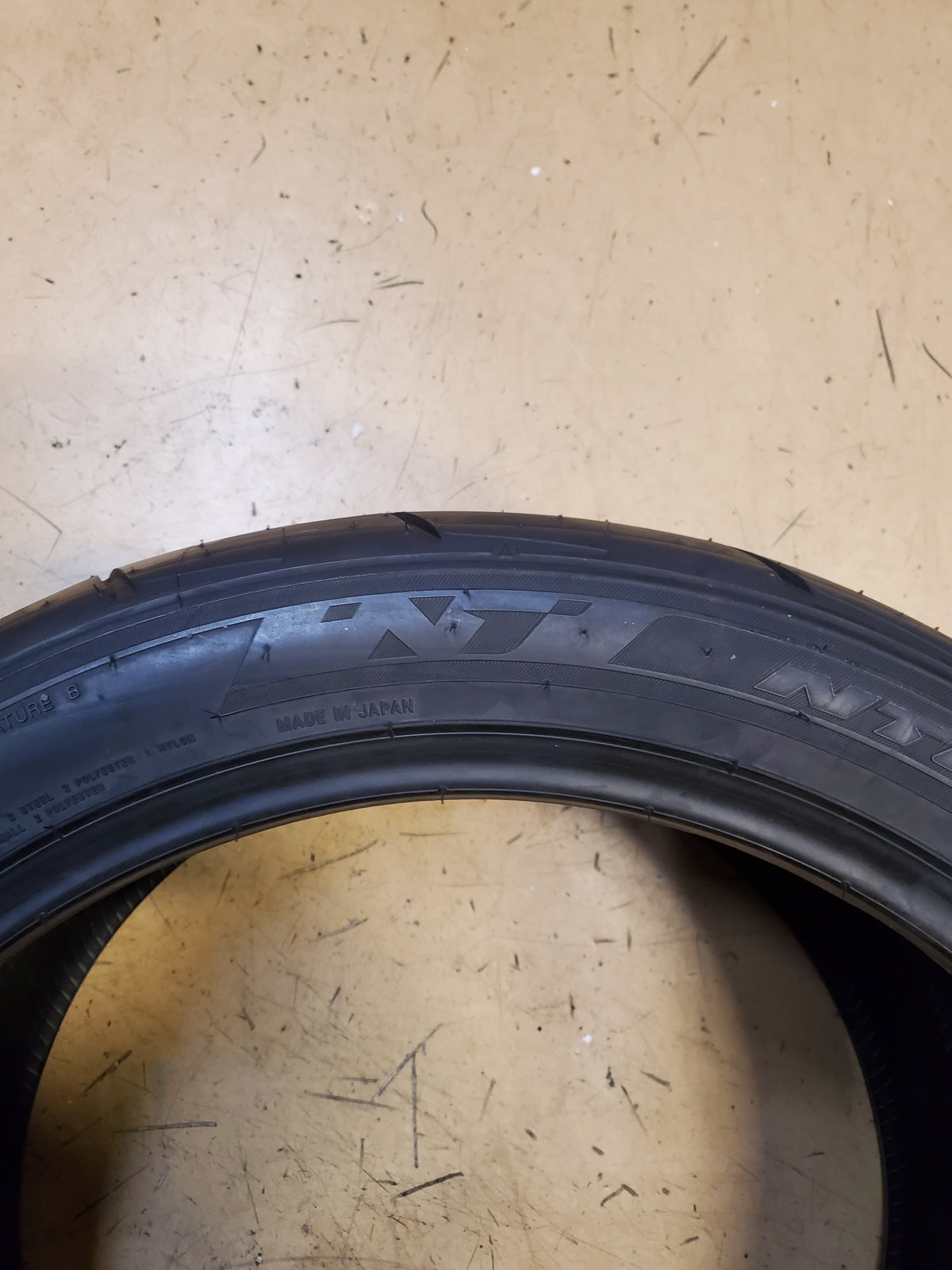 NOS NITTO NT05R BSW P 305 35 19 LL RACING TIRE 207570