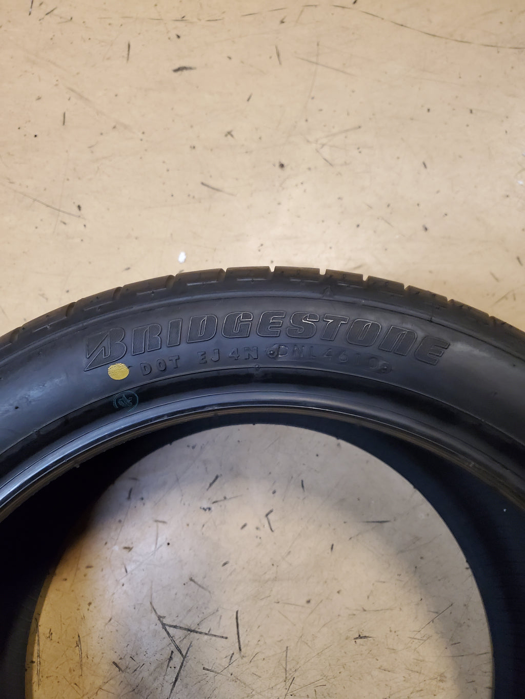 NOS BRIDGESTONE EXPEDIA S-01 BSW P 275 35 17 94Y UHP TIRE BRI4209B