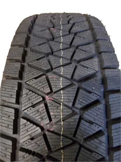BRIDGESTONE BLIZZAK DM-V2 BSW P 245 70 17 110S WINTER TIRE 016372