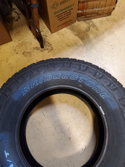 BRIDGESTONE DUELER A/T REVO 3 OWL LT 265 70 17 121/118S ALL TERRAIN TIRE 000019