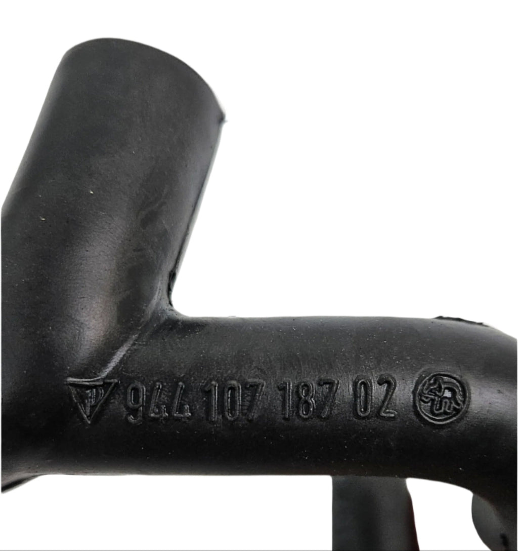 PORSCHE (944-107-187-02) MOLDED OIL HOSE