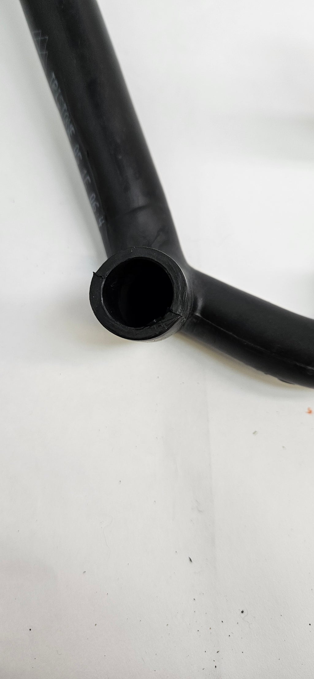 PORSCHE (944-107-187-02) MOLDED OIL HOSE