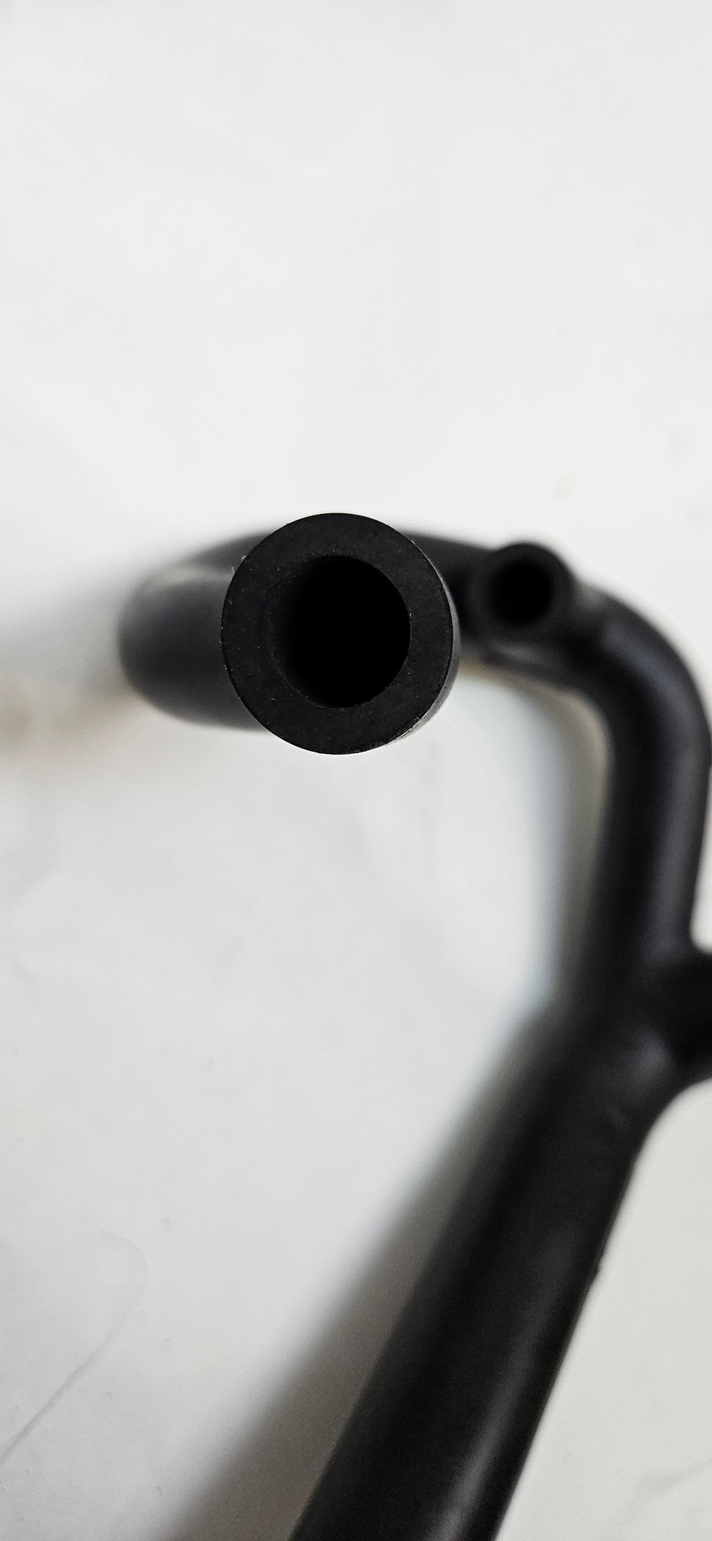 PORSCHE (944-107-187-02) MOLDED OIL HOSE