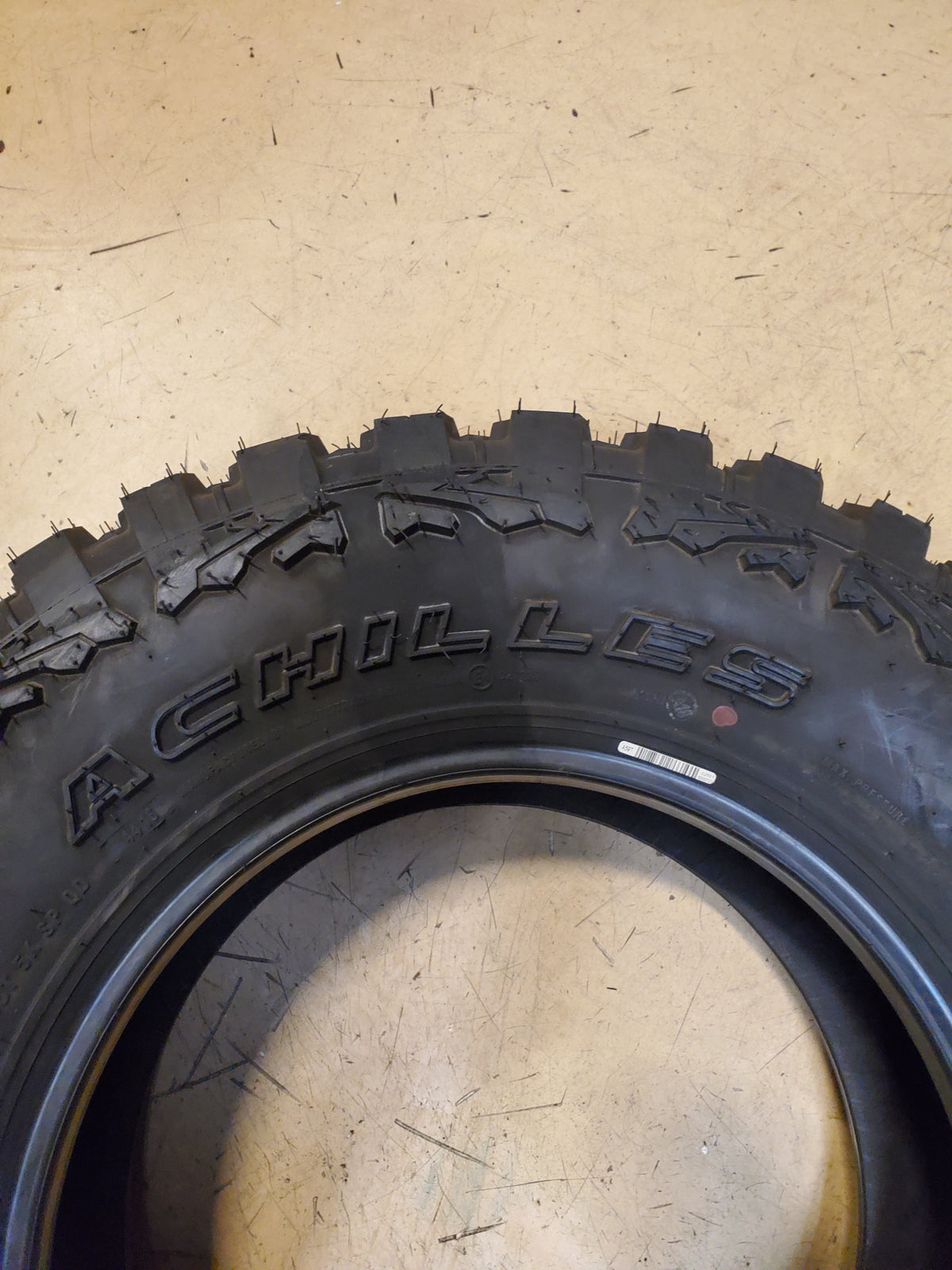 NOS ACHILLES DESERT HAWK XMT BSW P 235 75 15 109Q XL MUD TIRE MAO237515