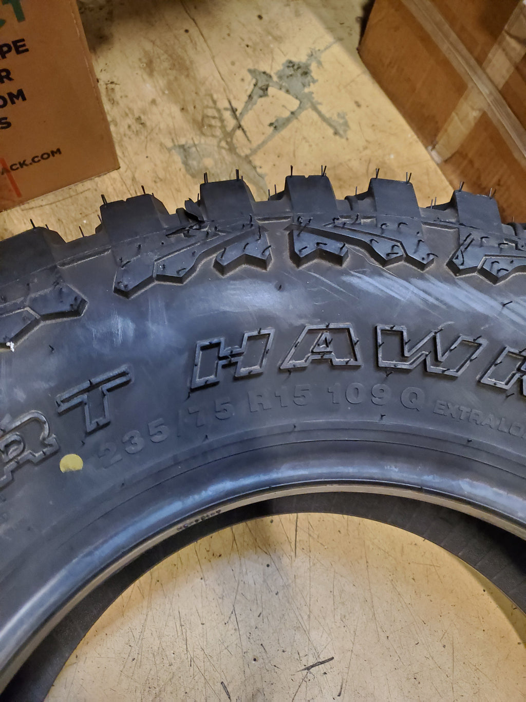NOS ACHILLES DESERT HAWK XMT BSW P 235 75 15 109Q XL MUD TIRE MAO237515