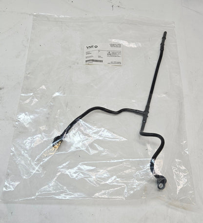PORSCHE 4008343 COOLANT VENT LINE FOR LEFT/RIGHT CYLINDER HEADS - 94610602622 - O.E.M.