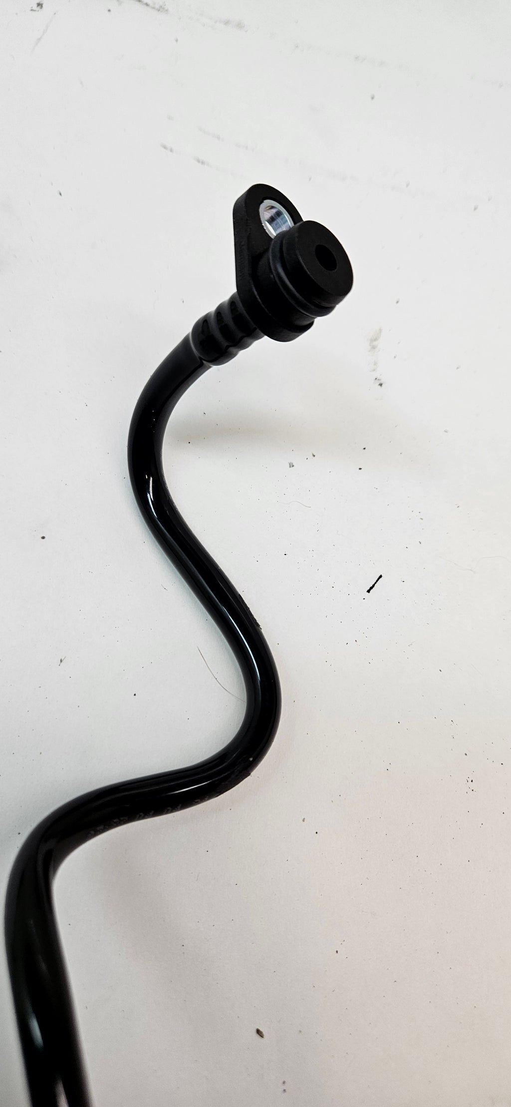 PORSCHE 4008343 COOLANT VENT LINE FOR LEFT/RIGHT CYLINDER HEADS - 94610602622 - O.E.M.