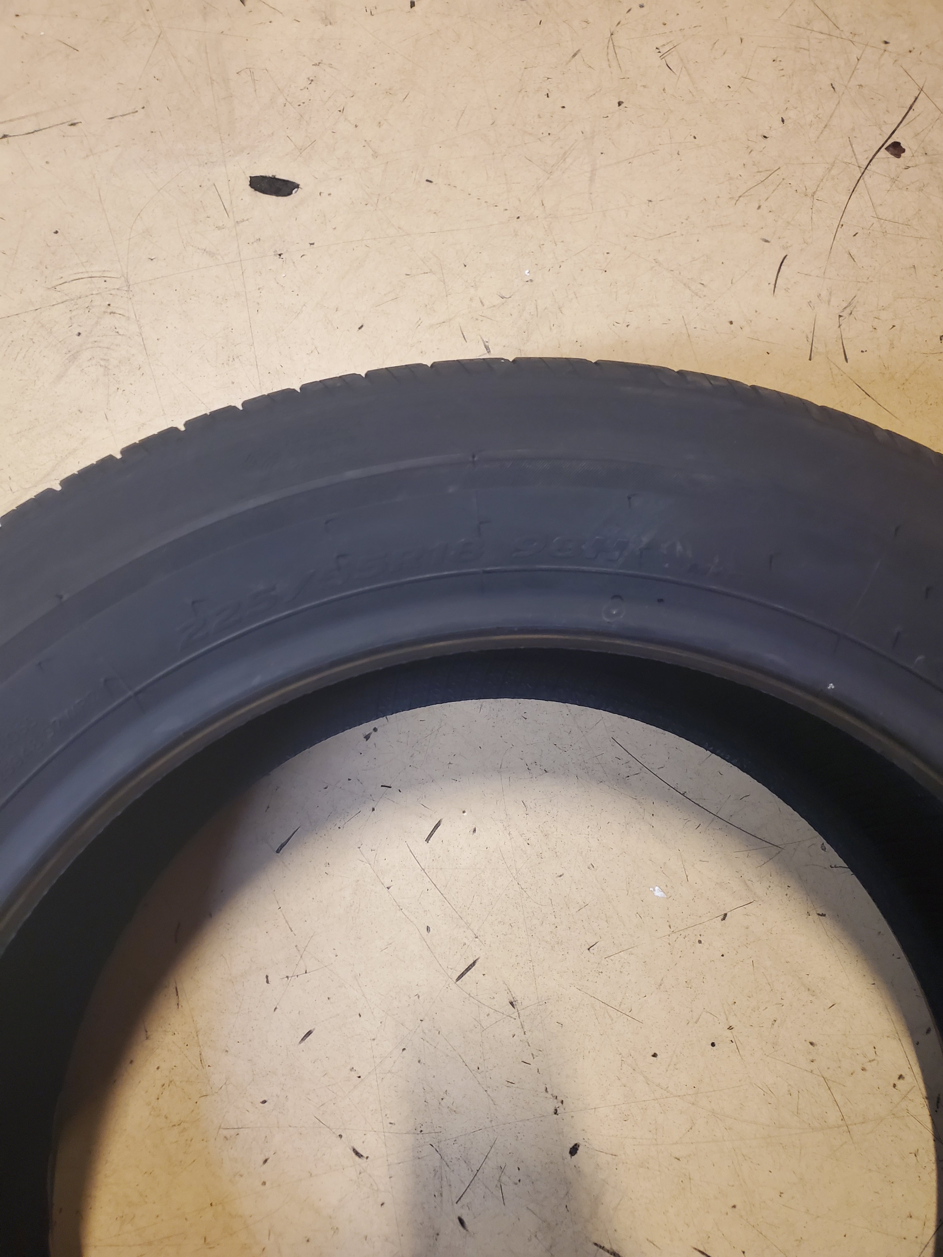 HANKOOK KINERGY GT BSW P 225 55 18 98H ALL SEASON TIRE 1025719