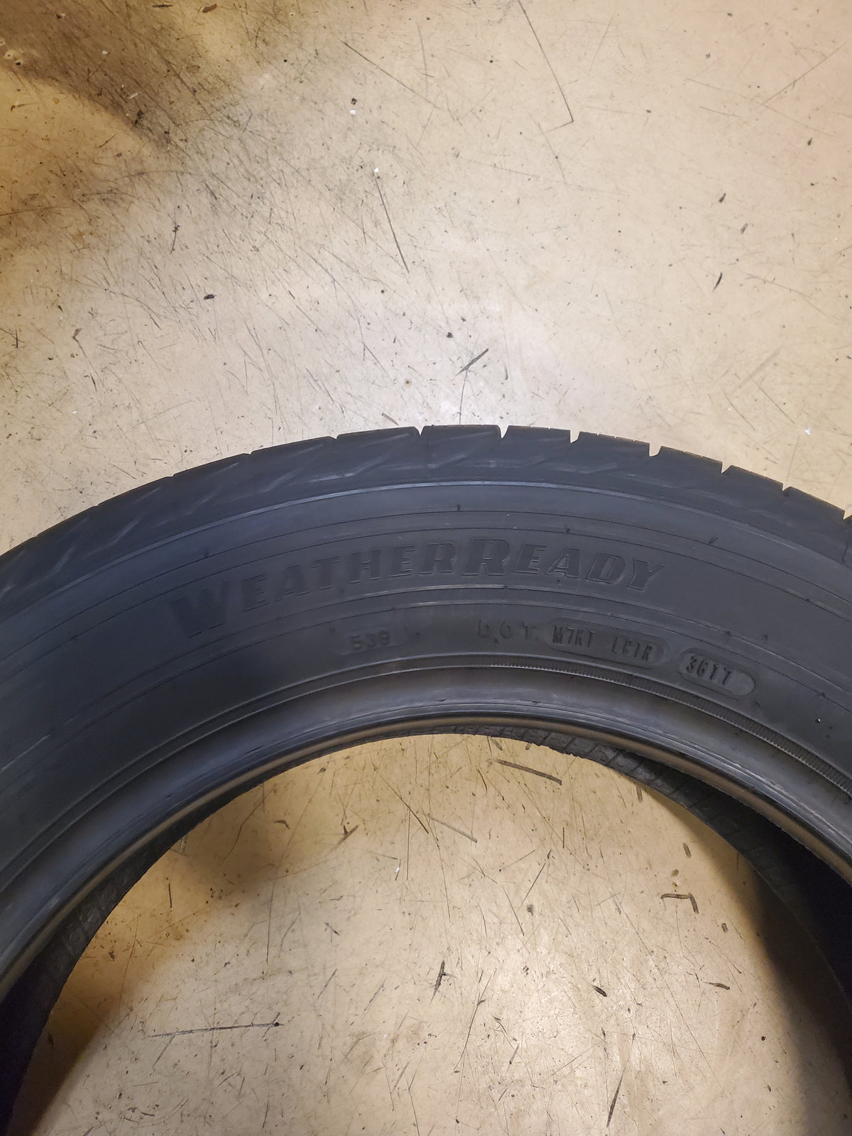 GOODYEAR ASSURANCE WEATHERREADY P 215 60 17 96H ALL WEATHER TIRE 767322537