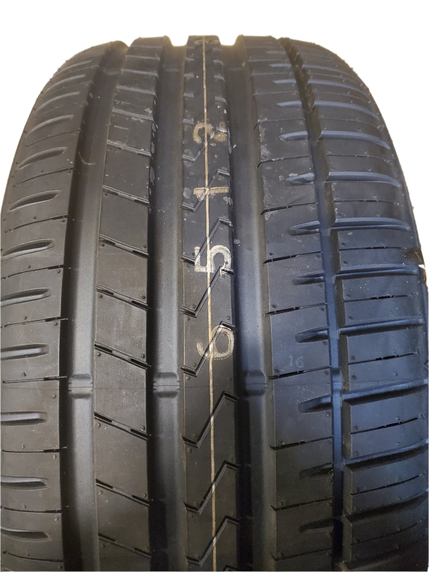 NOS FALKEN AZENIS FK510 BSW P 245 40 18 97Y XL UHP TIRE 28034669