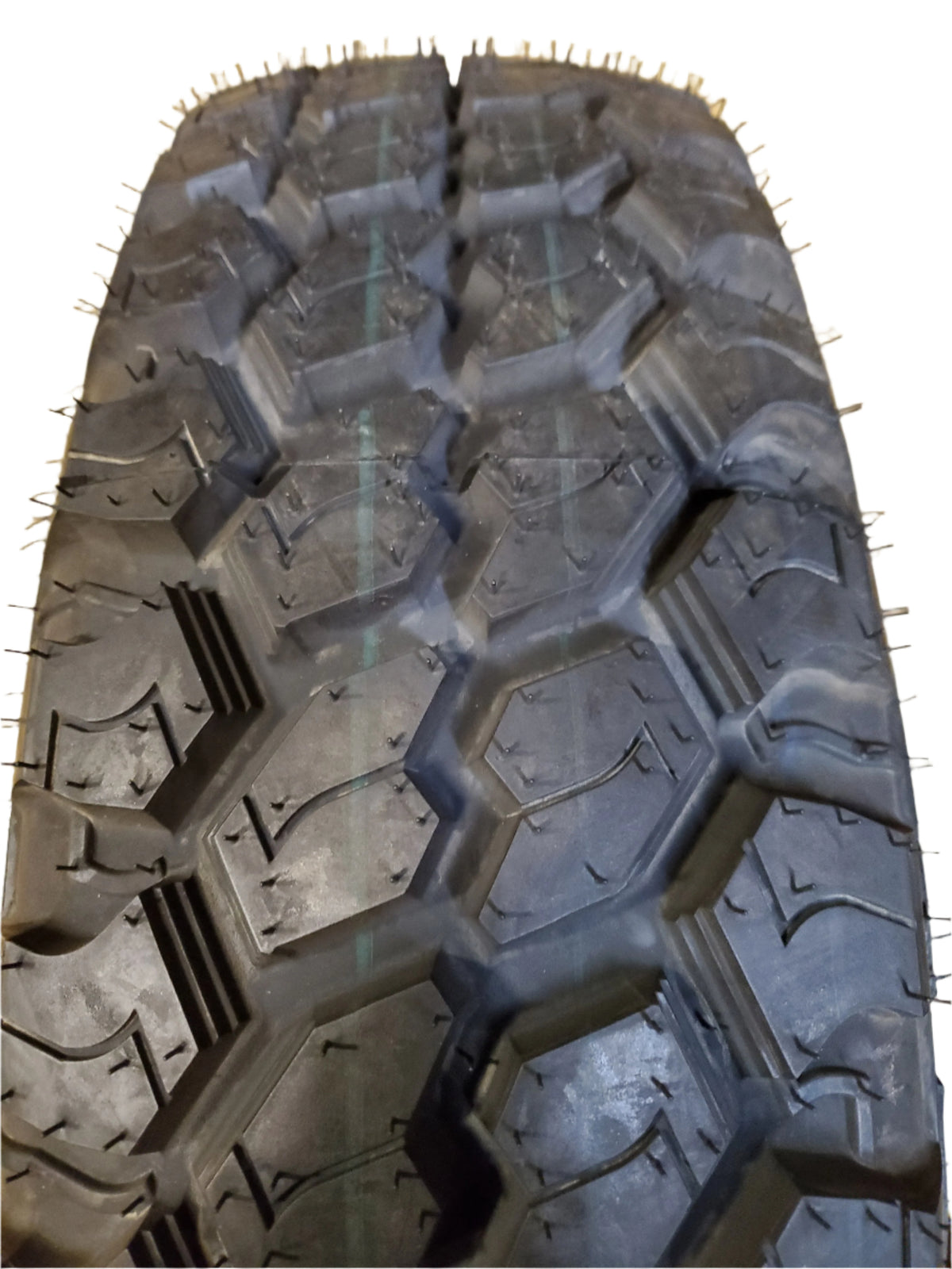 ACHILLES DESERT HAWK XMT BSW LT 205 80 16 110/108Q 8PLY MUD TIRE MAO208016