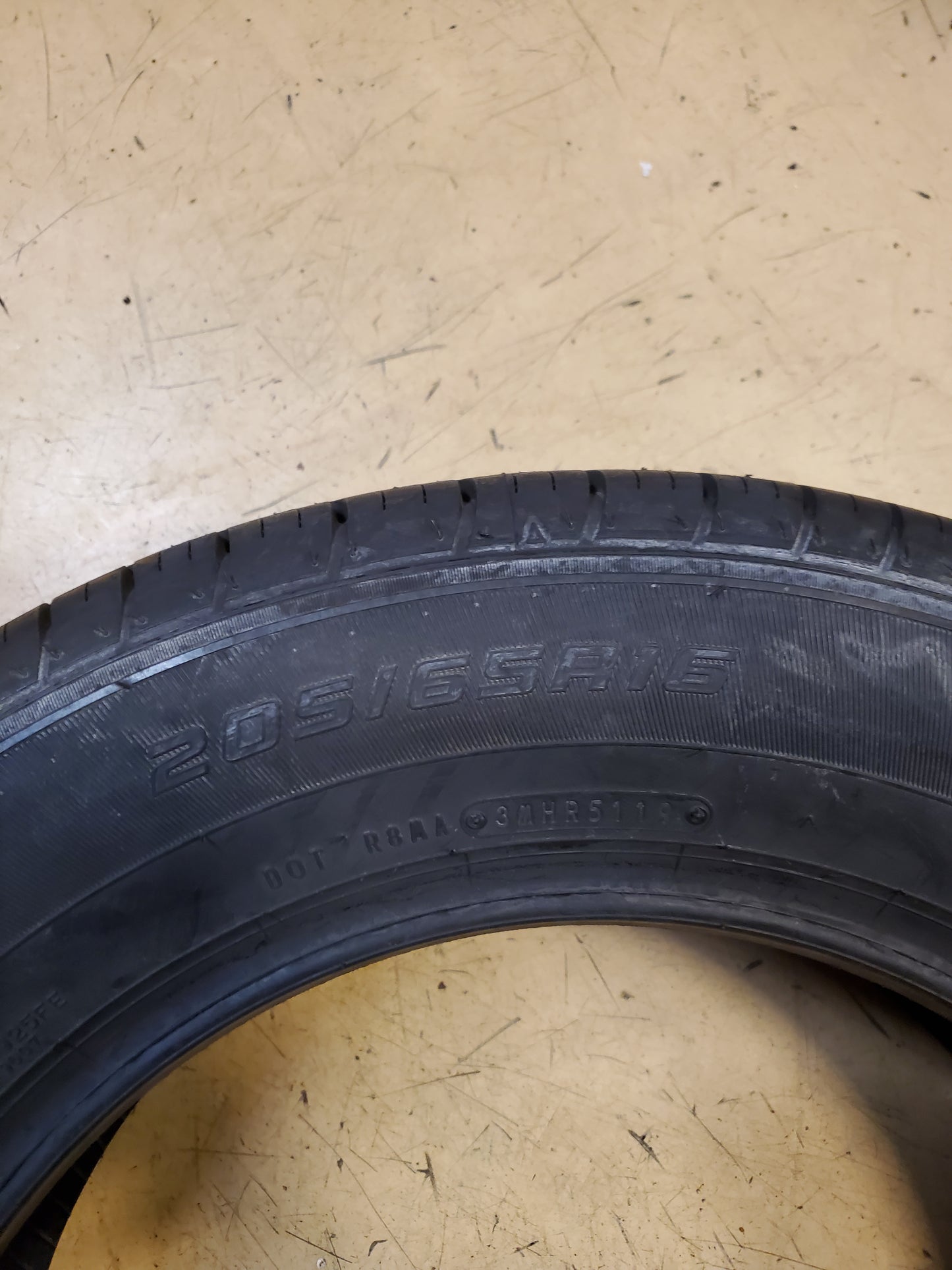 NOS FALKEN SINCERA SN250 A/S BSW P 205 65 16 95H ALL SEASON TIRE 28291626