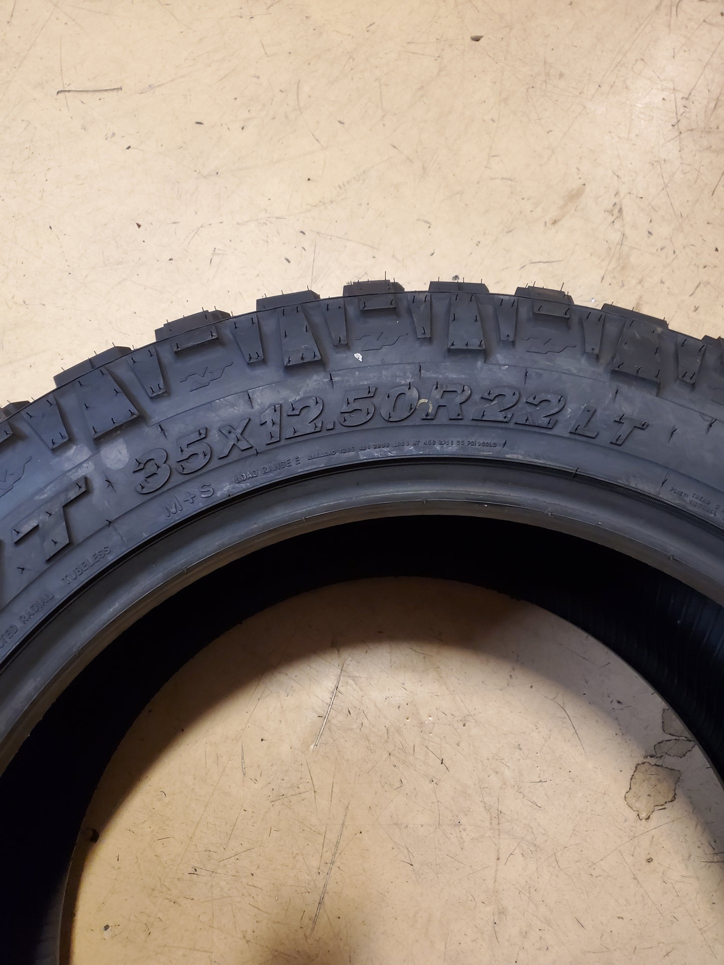 NITTO TRAIL GRAPPLER M/T BSW LT 35 12.50 22 117Q 10PLY MUD TIRE 205610