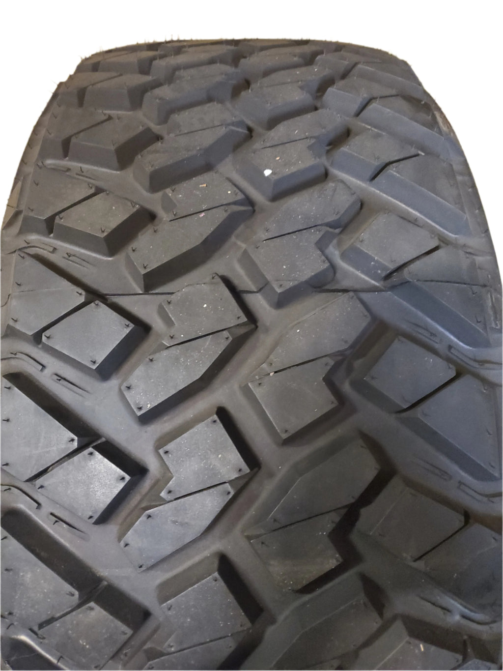 NITTO TRAIL GRAPPLER M/T BSW LT 325 50 22 122Q 10PLY MUD TIRE 205830