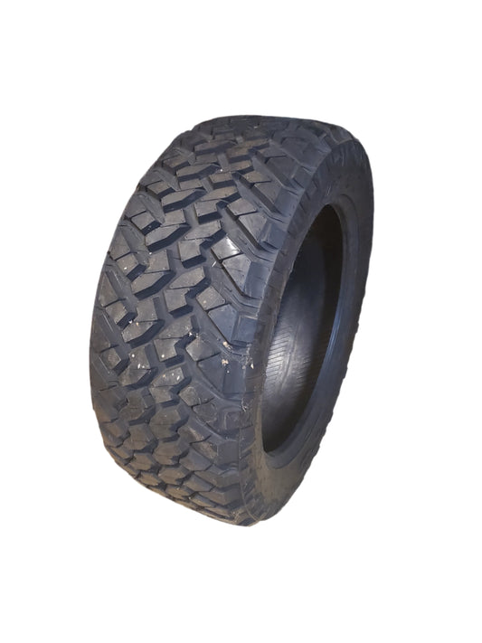 NOS NITTO TRAIL GRAPPLER M/T BSW LT 38 13.50 24 123Q 10PLY MUD TIRE 205820