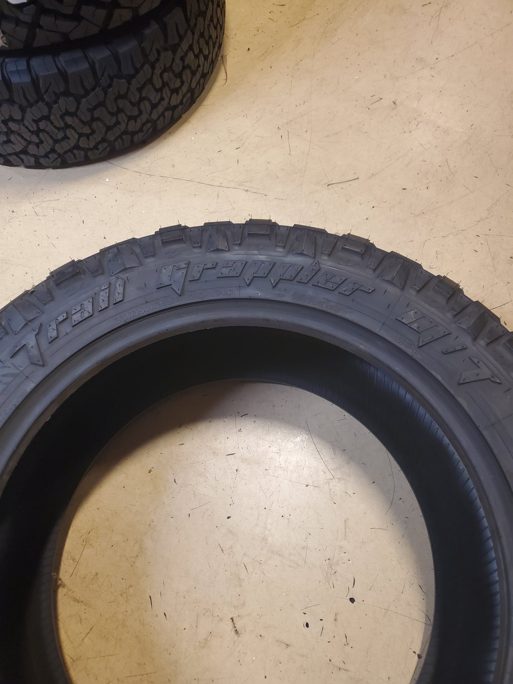 NOS NITTO TRAIL GRAPPLER M/T BSW LT 38 13.50 24 123Q 10PLY MUD TIRE 205820