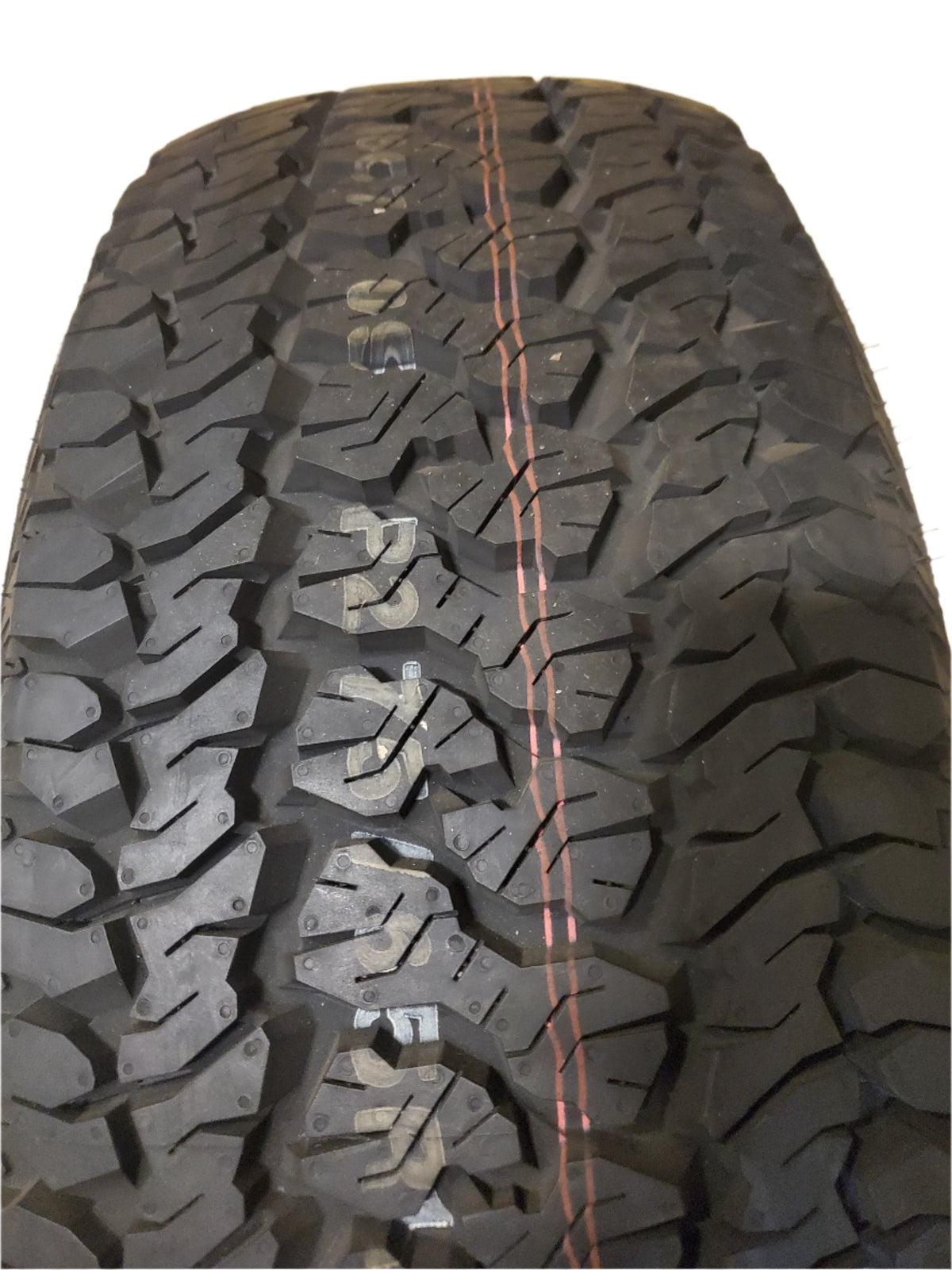 2 KUMHO ROAD VENTURE AT51 BSW P 275 65 18 114T ALL TERRAIN TIRE 2169193