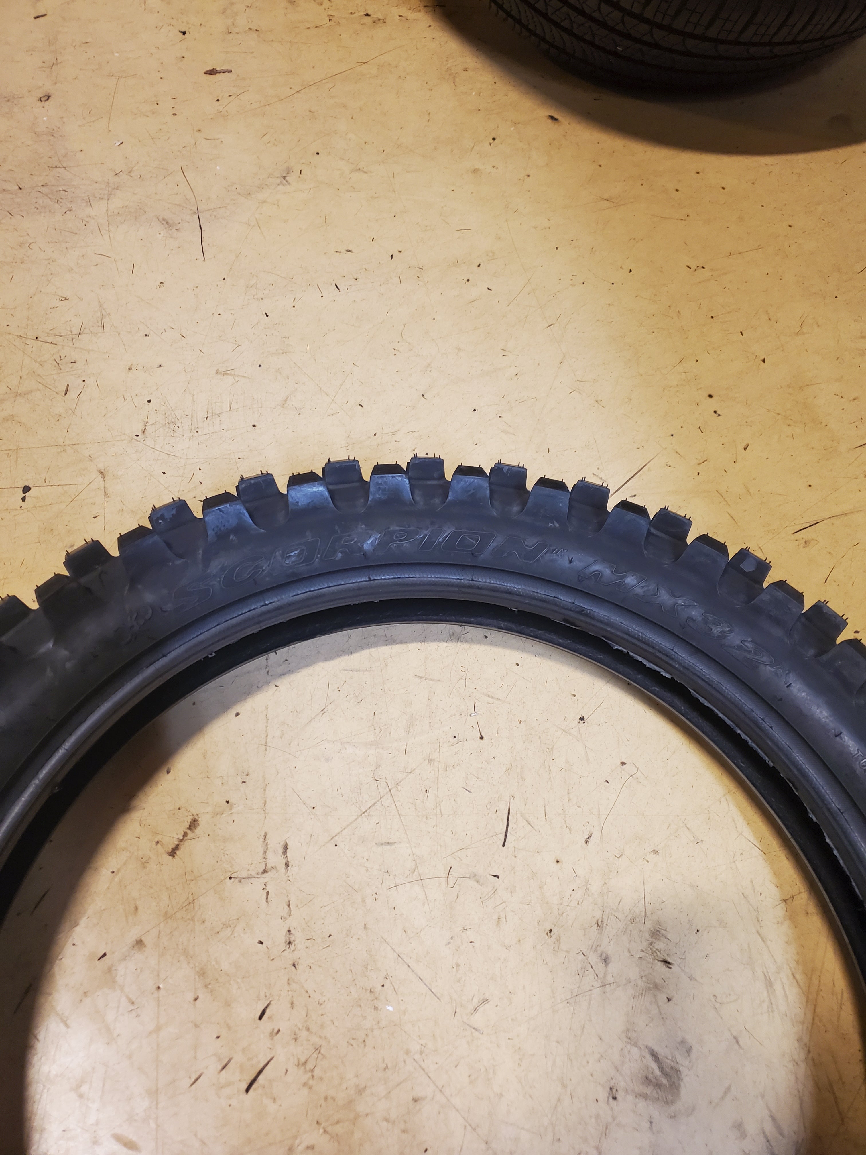 PIRELLI SCORPION MX32 BSW 120 80 19 63M REAR DIRT BIKE TIRE 871