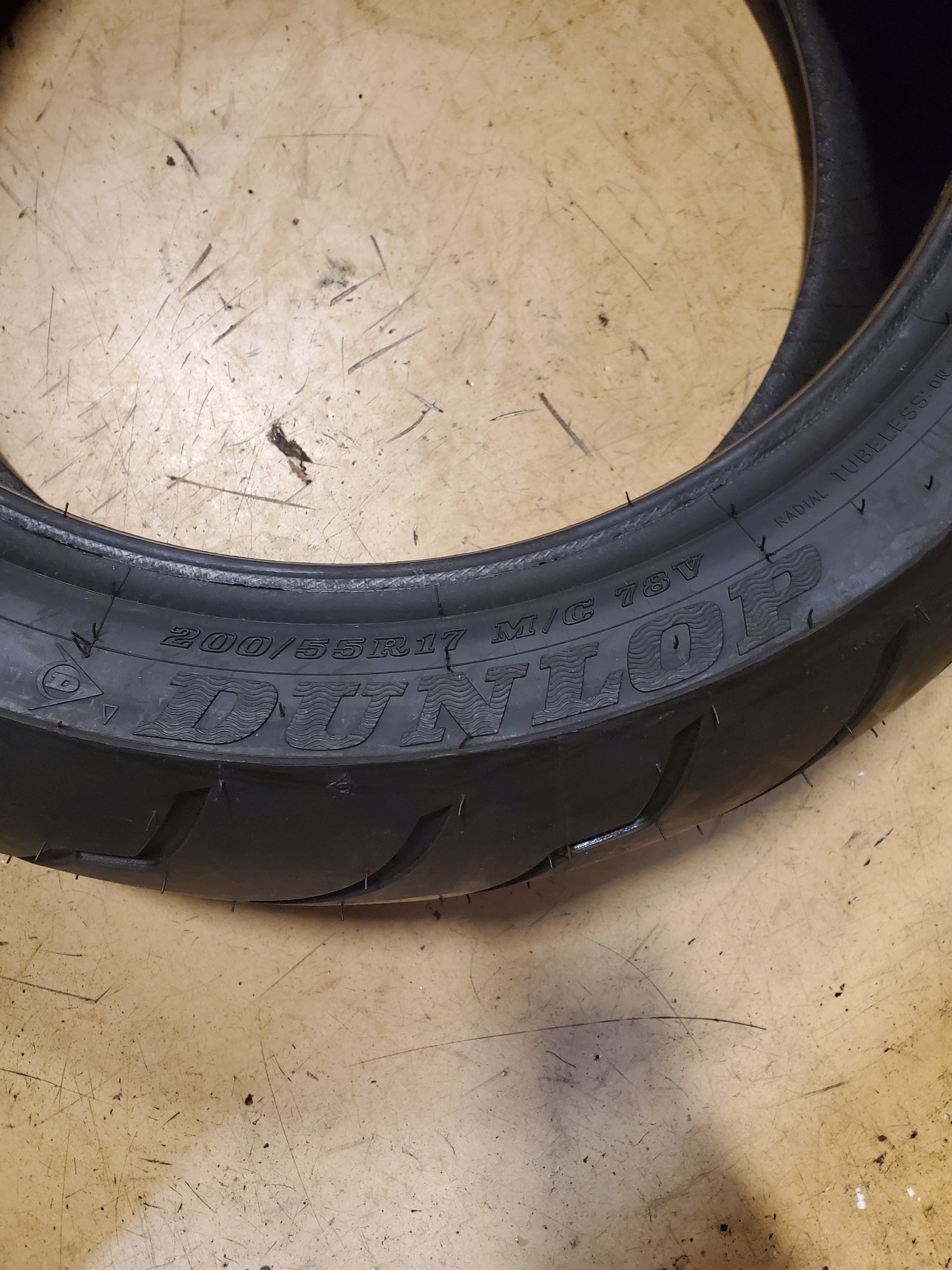 DUNLOP AMERICAN ELITE BSW 200 55 17 78V REAR MOTORCYCLE TIRE 45131392