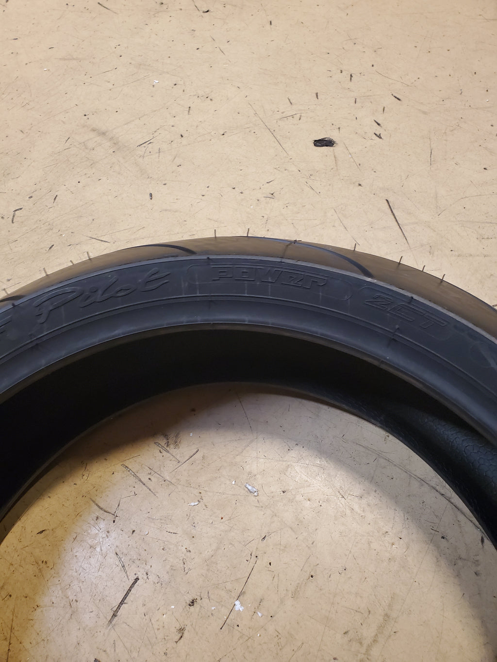 MICHELIN PILOT POWER 2CT BSW 190 50 17 73W REAR MOTORCYCLE TIRE 90043