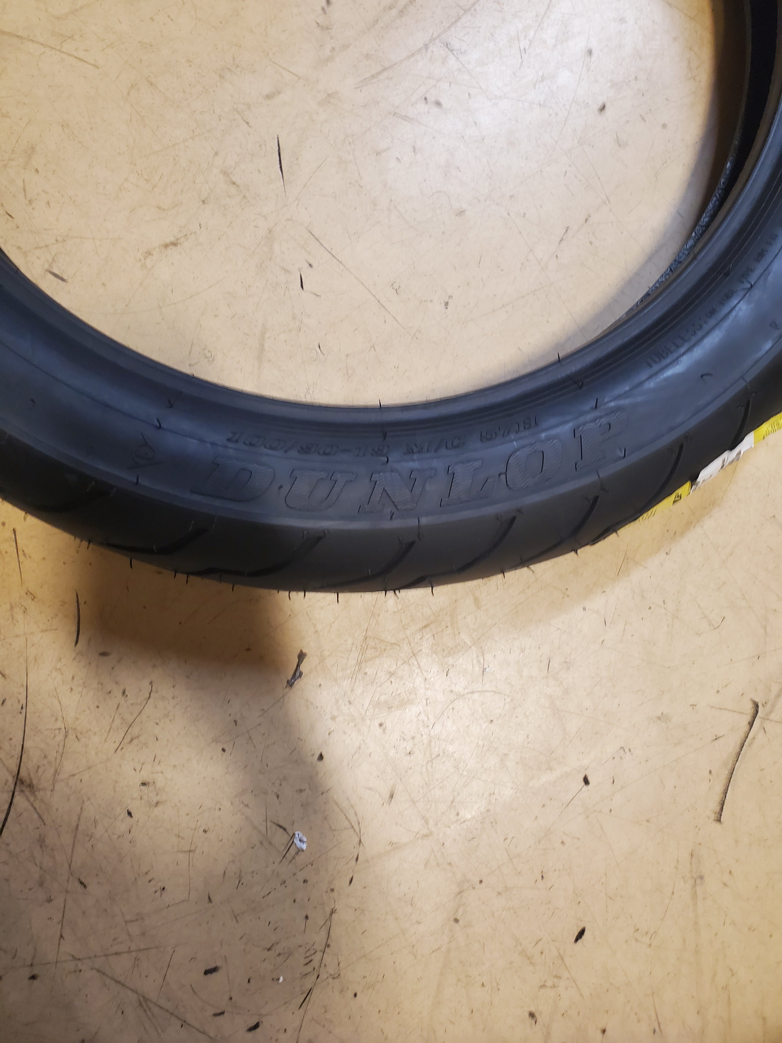DUNLOP AMERICAN ELITE BSW 100 90 19 57H FRONT MOTORCYCLE TIRE 45131661