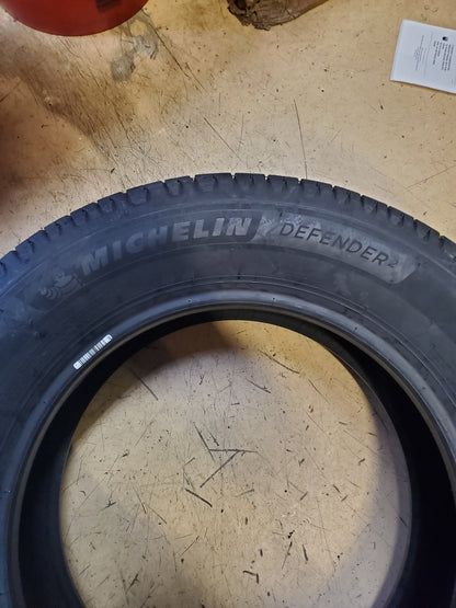 MICHELIN DEFENDER2 BSW P 225 60 16 98H ALL SEASON TIRE 06384