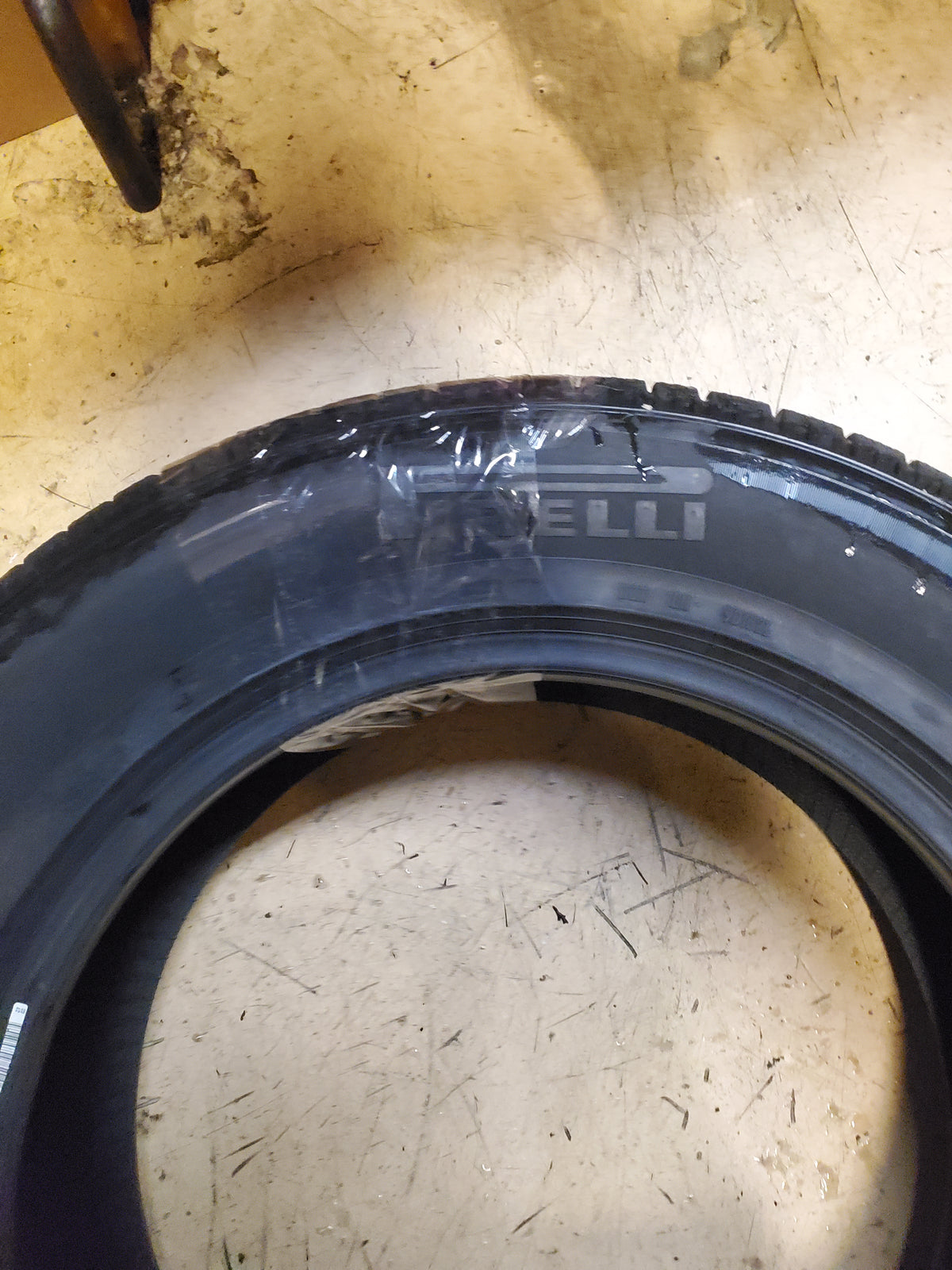 2 PIRELLI SCORPION AS PLUS 3 BSW PIRELLI 235 65 18 106H ALL SEASON TIRE 3918200