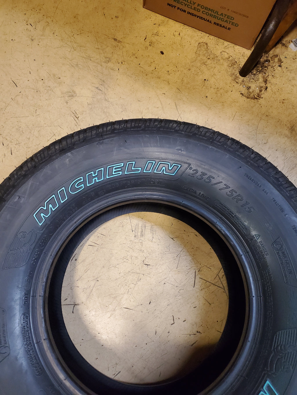 MICHELIN XLT A/S RWL XL 235 75 15 109T ALL SEASON TIRE 89536