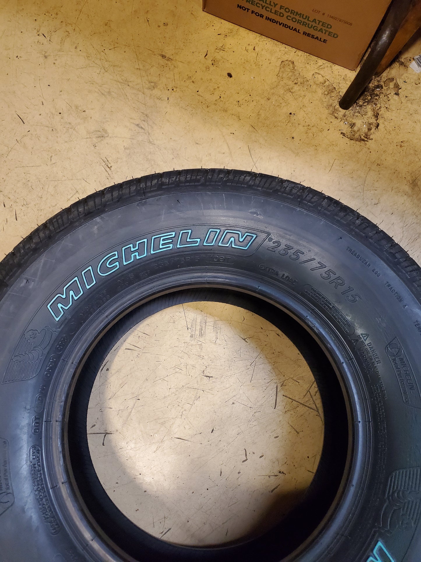 MICHELIN XLT A/S RWL XL 235 75 15 109T ALL SEASON TIRE 89536