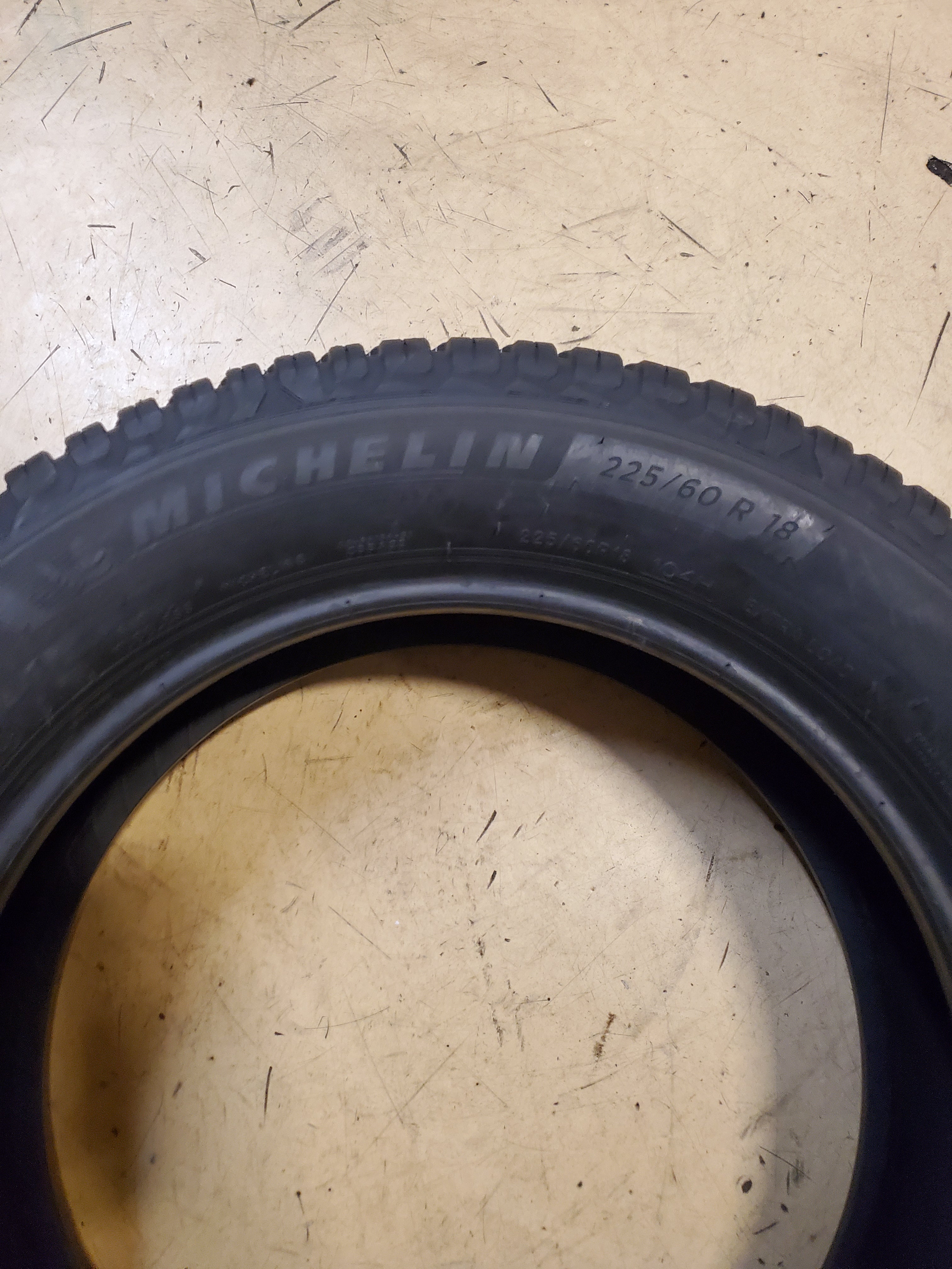 2 MICHELIN CROSSCLIMATE2 BSW P 225 60 18 104H XL ALL SEASON TIRE 36488