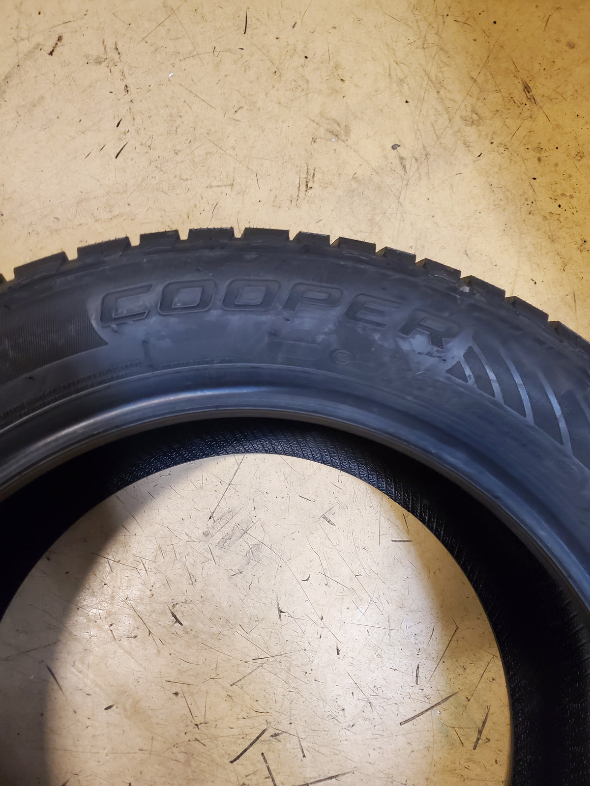 COOPER DISCOVERER TRUE NORTH BSW P 235 55 17 99H WINTER TIRE 166202004