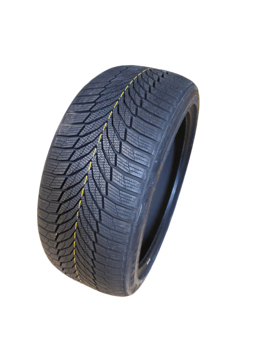 NEXEN WINGUARD SPORT 2 BSW P 235 40 18 95W XL WINTER TIRE 15443NXK