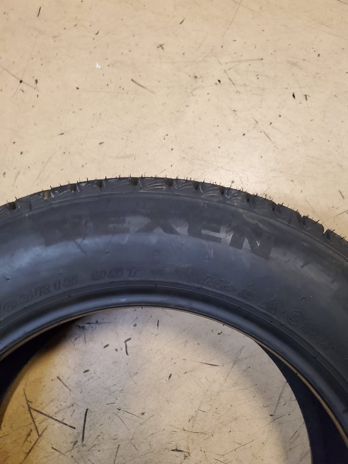 NEXEN WINGUARD ICE PLUS BSW P 195 65 15 95T XL WINTER TIRE 16027NXK
