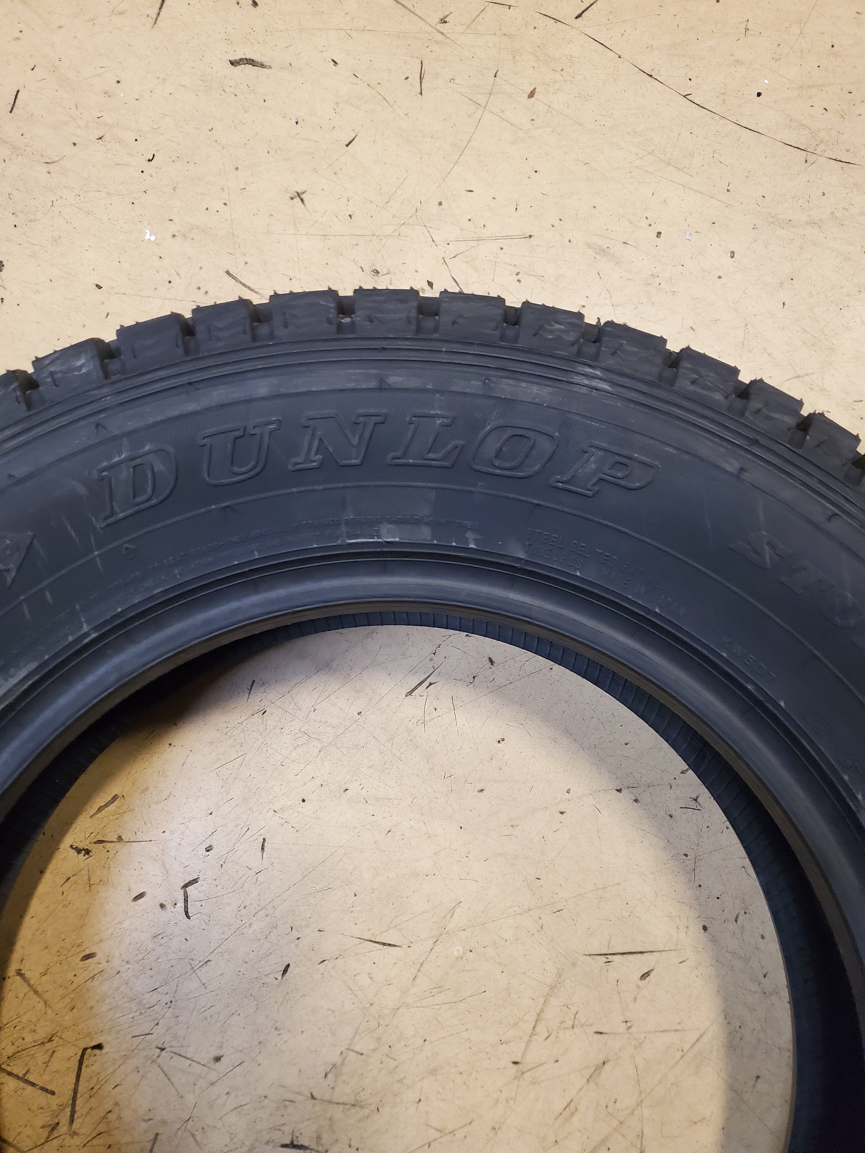 2 DUNLOP GRANDTREK SJ6 BSW P 205 70 16 97Q WINTER TIRE 290126541