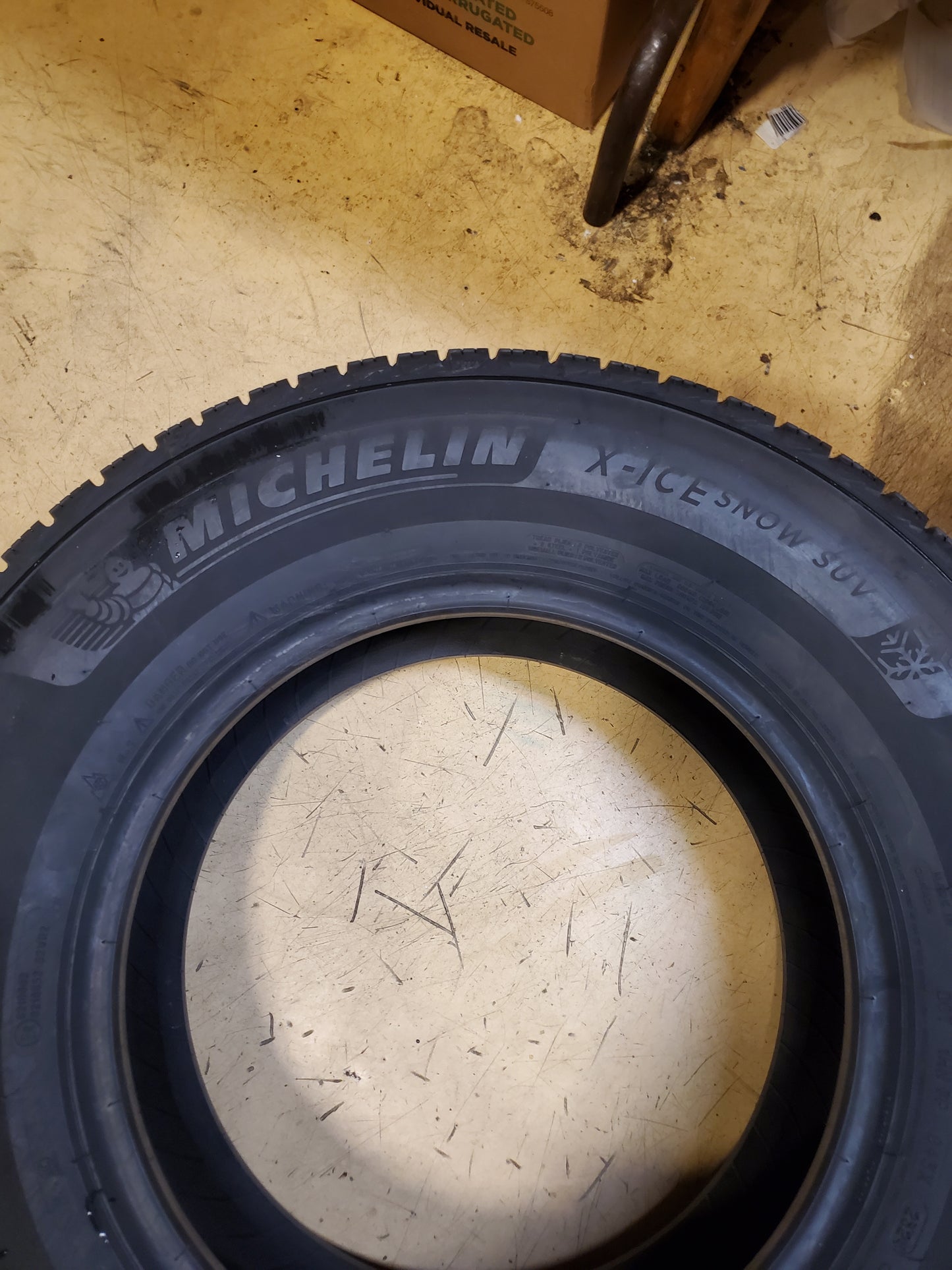 2 MICHELIN X-ICE SNOW BSW P 235 70 16 106T WINTER TIRE 72658